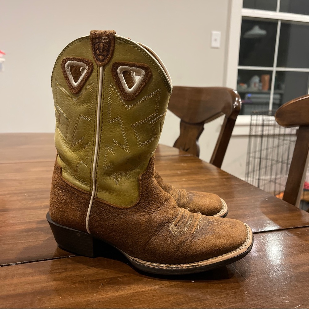 Ariat 4LR kids' boots cognac suede leather foot & green leather shaft Sz 1